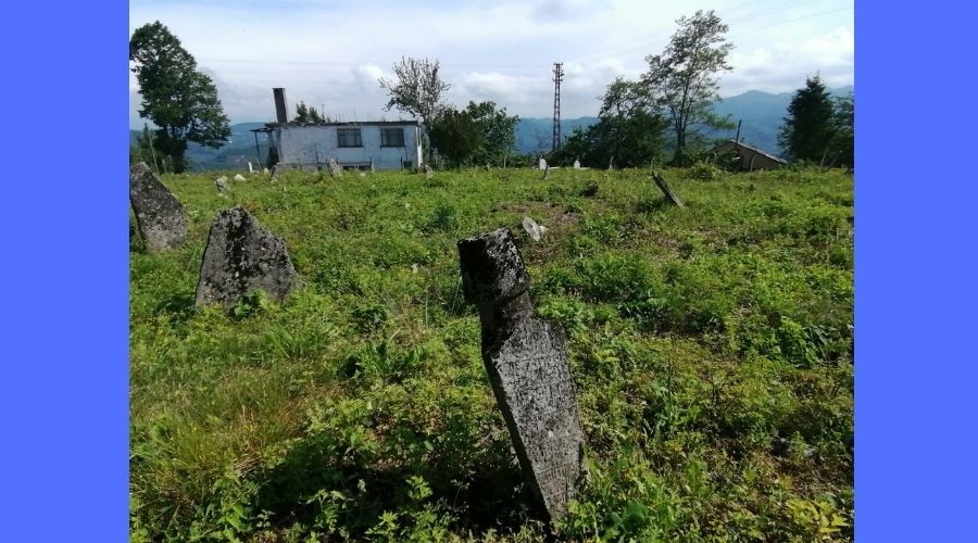 ORDU'DA 100 YILLIK KMSESZ TRABZONLULAR MEZARLII 