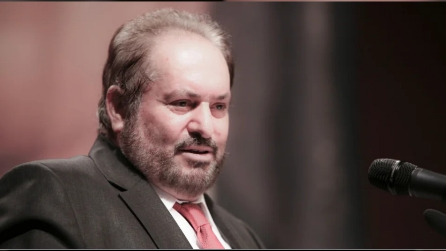 Faiz, talep daralmas�na sebep olur