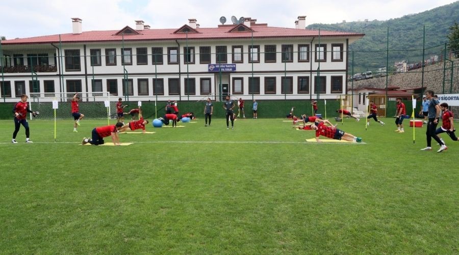 Hekimolu Trabzon FK Yeni Sezon Hazrlklarna Devam Ediyor