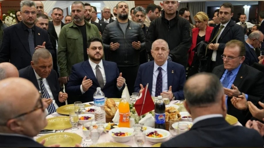 BTP Genel Ba�kan� H�seyin Ba� Zafer Partisi iftar�nda konu�tu