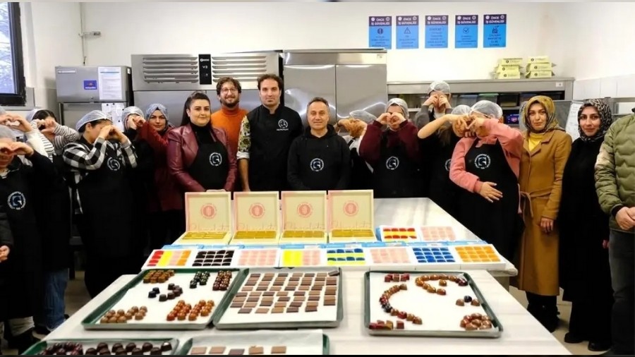 Koruma Alt�ndaki �ocuklar ��in �ikolata Yap�m E�itimi 