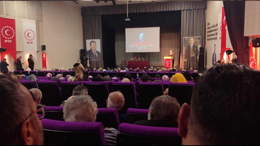 Prof. Dr. Haydar Ba� memleketi Trabzon�da an�ld�