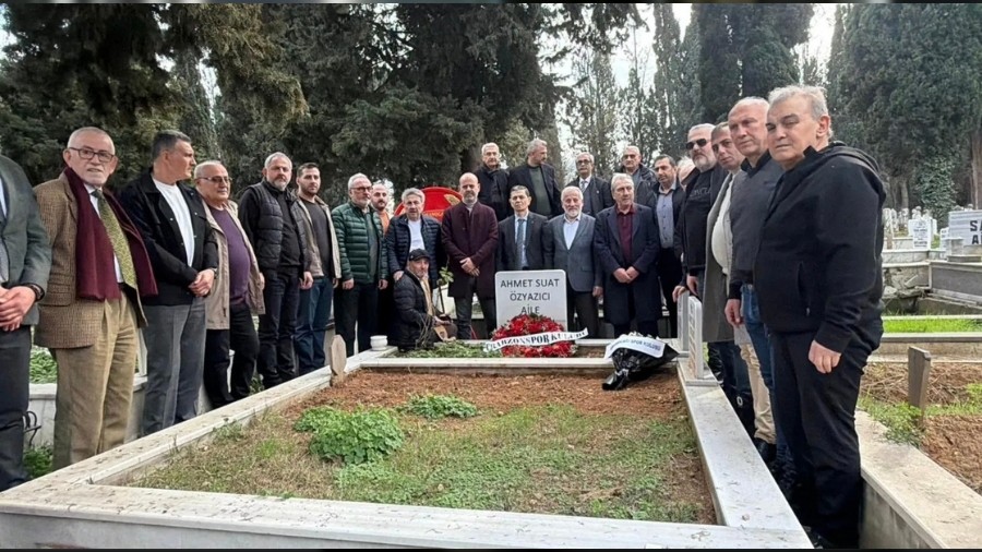 Trabzonspor tarihini yazan efsane kabri başında anıldı...