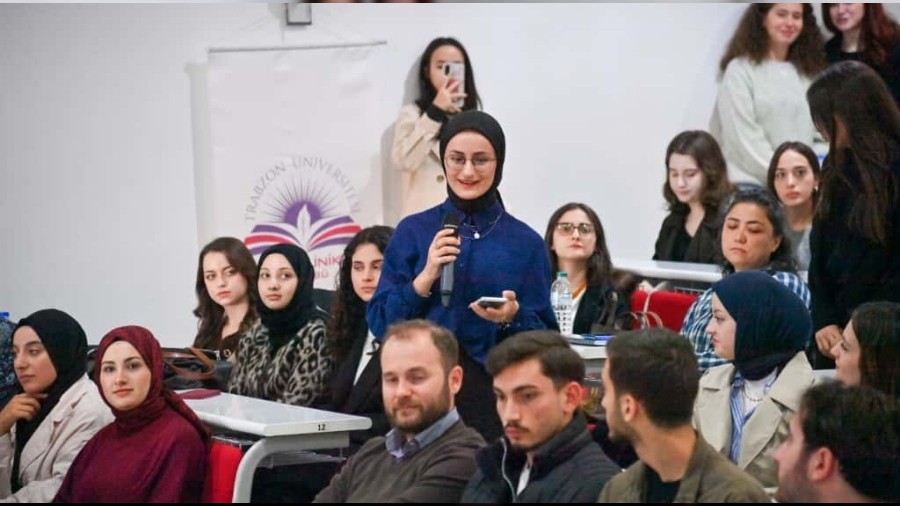 Başkan Genç, Geleceğin Hukukçularıyla Buluştu