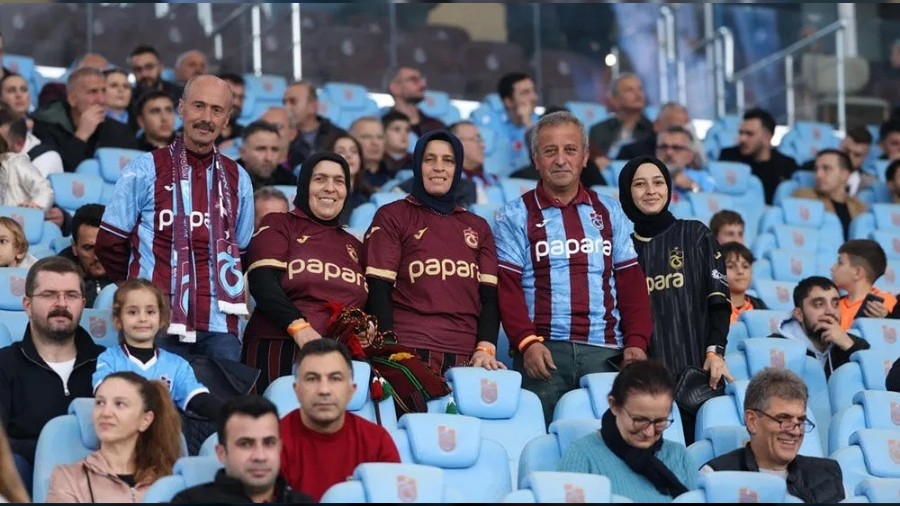 Yayladan Stadyuma Uzanan Bordo Mavi Tutku!