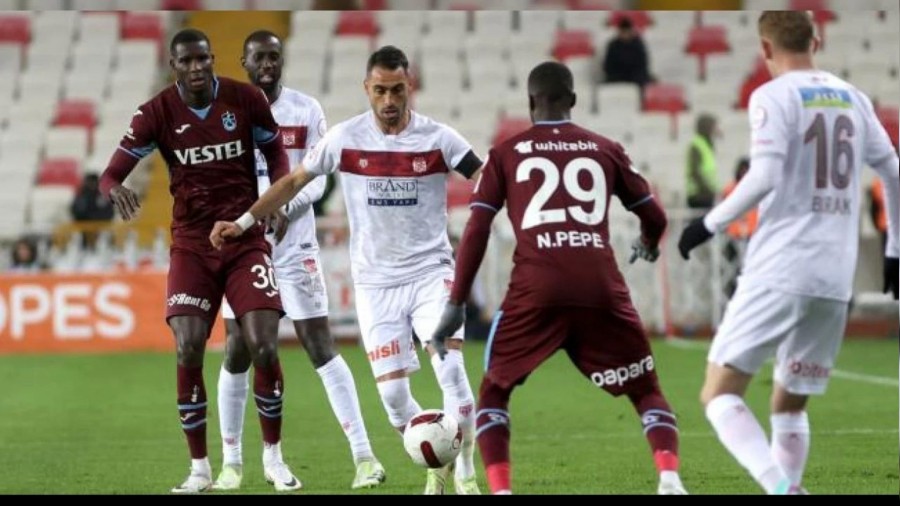 Trabzonspor'un stanbulspor ma muhtemel 11'i! Kadro deiecek mi?