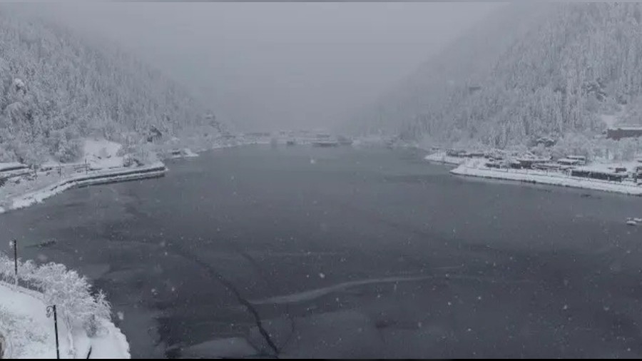 Trabzonun ncisi Uzungl Beyaza Brnd! Kn Bambaka Oluyor