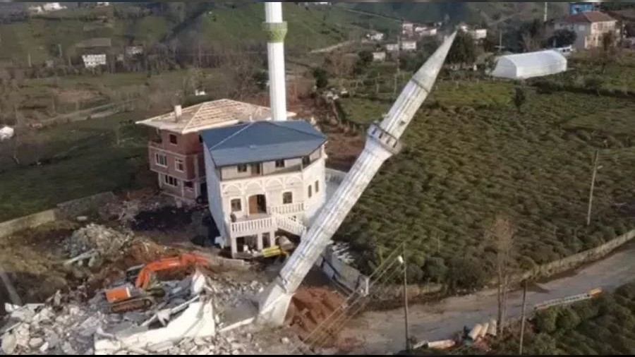 Karadenizli �nat! Cami Yap�p, Cami Y�kt�lar