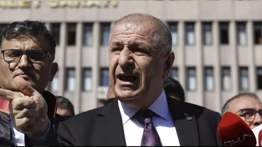 Ak�n G�rlek hangi siyasilere soru�turma a�t�?